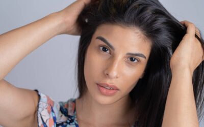 ¿Cómo fortalecer y regenerar tu pelo? Conocé las técnicas de estimulación capilar